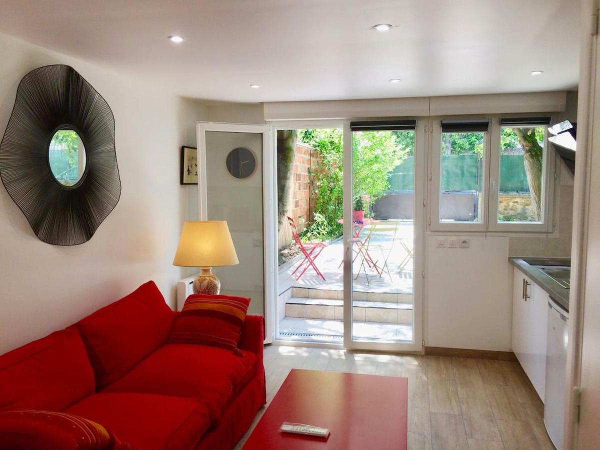 Suite Avec Terrasse Et Jardin Aux Portes De Paris Pavillons-sous-Bois Exterior photo